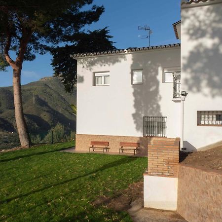 Lagar Del Chorro Junto Caminito Del Rey Piscina Y Baloncesto Διαμέρισμα Εξωτερικό φωτογραφία