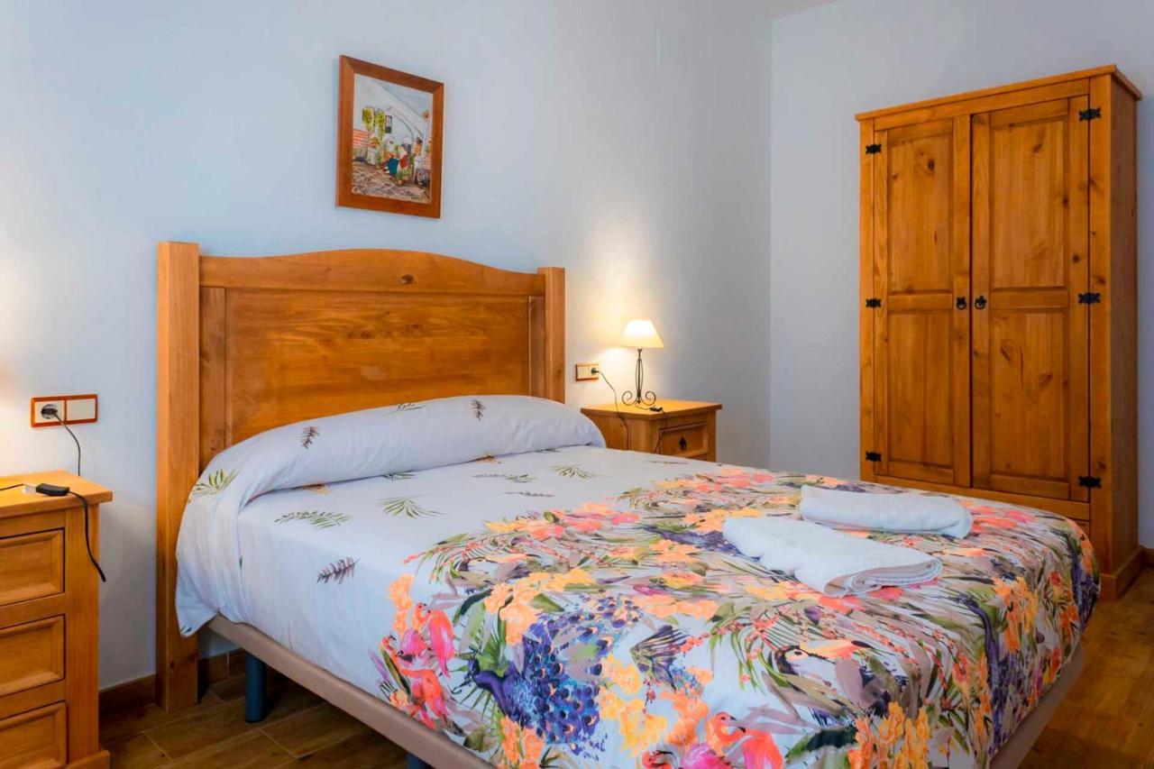 Lagar Del Chorro Junto Caminito Del Rey Piscina Y Baloncesto Διαμέρισμα Εξωτερικό φωτογραφία