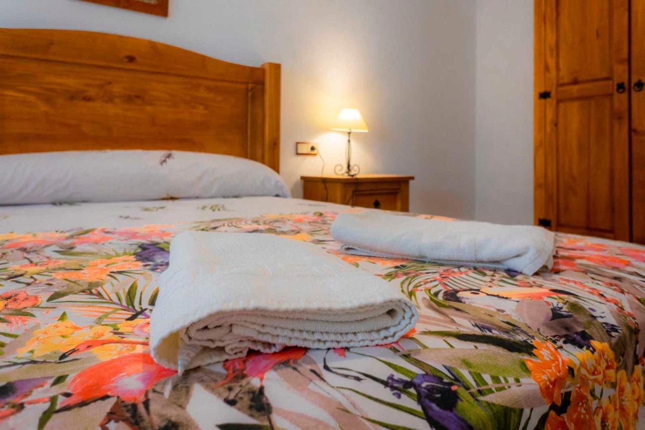 Lagar Del Chorro Junto Caminito Del Rey Piscina Y Baloncesto Διαμέρισμα Εξωτερικό φωτογραφία