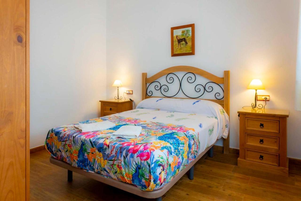Lagar Del Chorro Junto Caminito Del Rey Piscina Y Baloncesto Διαμέρισμα Εξωτερικό φωτογραφία