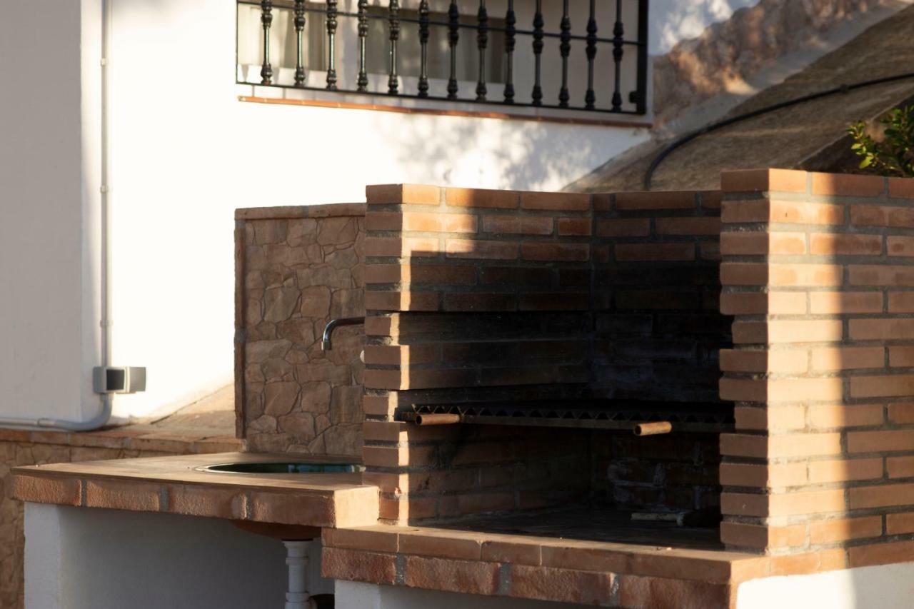 Lagar Del Chorro Junto Caminito Del Rey Piscina Y Baloncesto Διαμέρισμα Εξωτερικό φωτογραφία
